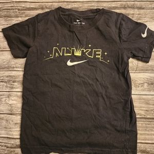 Nike Boys t shirt. Black with white and yellow logo. Size 6.